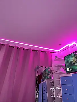 Snapshot of victoria_11 chatting on October 23, 6:02 am victoria 11 online show from October 23, 6:02 am