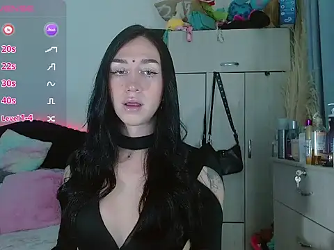 Snapshot of karla_zambrano chatting on March 3, 11:14 pm karla zambrano online show from March 3, 11:14 pm