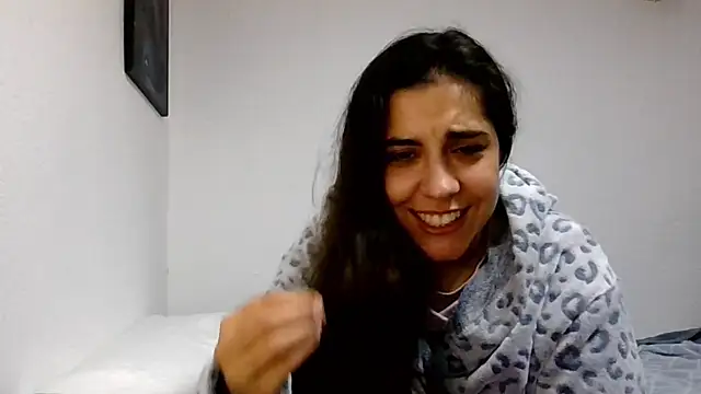 Ursumi1 online show from December 14, 4:12 pm