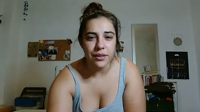 Snapshot of Ursumi1 chatting on July 9, 9:08 pm Ursumi1 online show from July 9, 9:08 pm