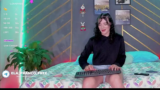 elafranco  online show from December 28, 11:05 pm