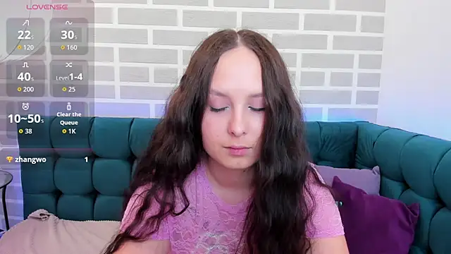 BeatriceReeves online show from May 8, 1:11 am