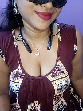 Snapshot of Sexy_Mona_Bhabhi chatting on October 16, 6:31 pm Sexy Mona Bhabhi online show from October 16, 6:31 pm