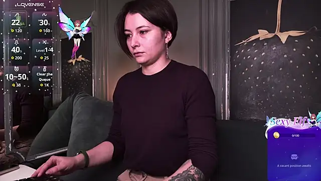 Ishtar Divine online show from April 4, 3:53 pm