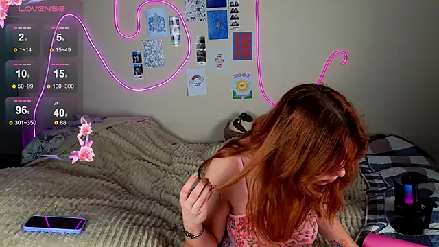 Penny Staaar online show from February 8, 11:55 pm