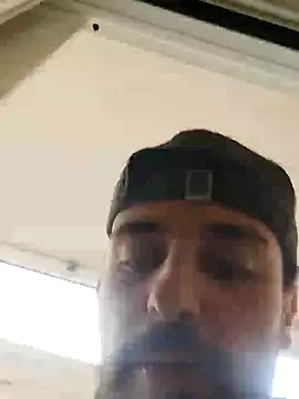 Snapshot of salvat22 chatting on December 16, 2:49 pm salvat22 online show from December 16, 2:49 pm