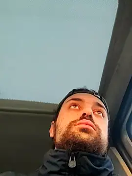 Snapshot of salvat22 chatting on February 28, 5:48 am salvat22 online show from February 28, 5:48 am