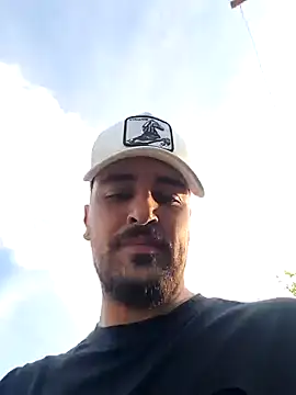 Snapshot of salvat22 chatting on September 10, 3:34 pm salvat22 online show from September 10, 3:34 pm