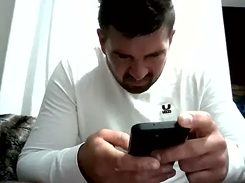 Snapshot of Magical_Feel chatting on June 13, 9:24 pm Magical Feel online show from June 13, 9:24 pm