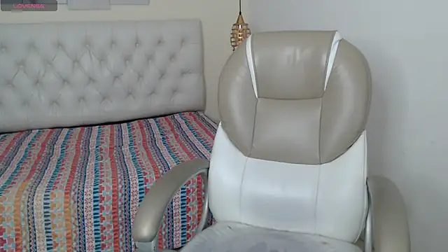 Snapshot of Jheidertwink chatting on December 18, 3:47 am Jheidertwink online show from December 18, 3:47 am