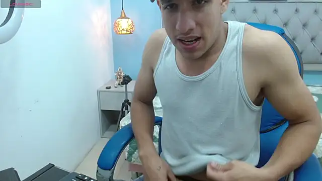 Snapshot of Jheidertwink chatting on December 30, 3:36 am Jheidertwink online show from December 30, 3:36 am