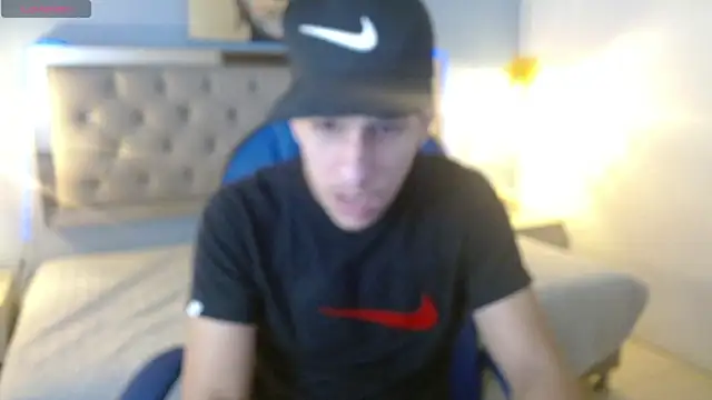 Snapshot of Jheidertwink chatting on January 25, 3:30 am Jheidertwink online show from January 25, 3:30 am