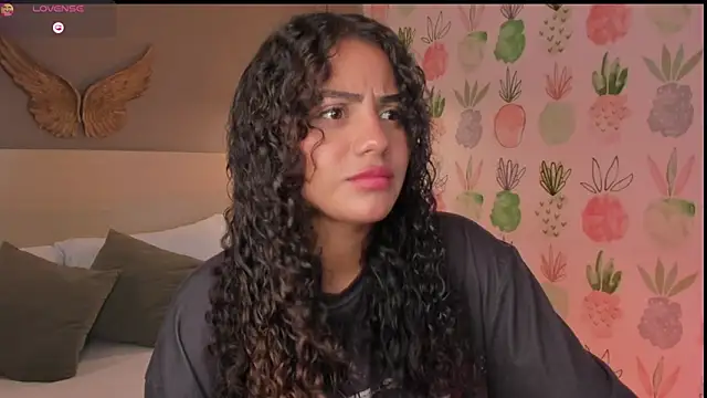 yaya23x online show from March 25, 1:50 pm