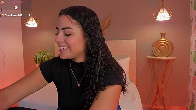 yaya23x online show from April 22, 2:07 pm