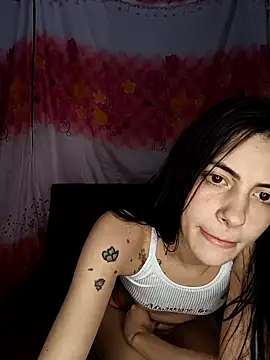 Snapshot of DanielaySeba chatting on March 15, 4:57 am DanielaySeba online show from March 15, 4:57 am