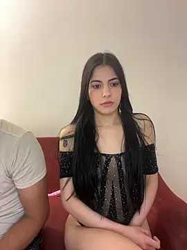 Snapshot of DanielaySeba chatting on October 11, 5:39 am DanielaySeba online show from October 11, 5:39 am