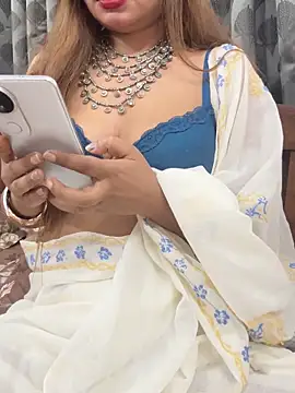 HoneyBearCpl online show from December 14, 4:34 pm