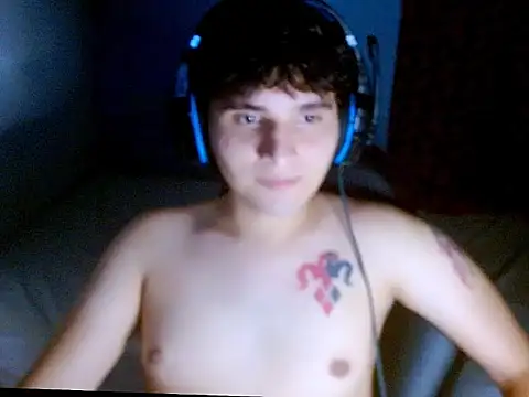 Charley quin online show from April 6, 11:16 pm