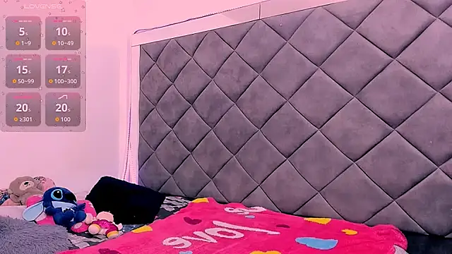 Nellyhills online show from November 8, 12:49 pm