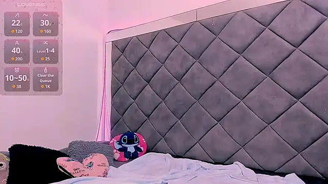 Nellyhills online show from November 29, 4:21 pm