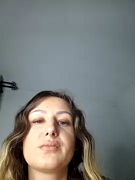 Snapshot of AudreyJoy chatting on January 3, 10:19 pm AudreyJoy online show from January 3, 10:19 pm