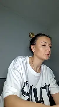 Snapshot of AudreyJoy chatting on January 5, 2:06 am AudreyJoy online show from January 5, 2:06 am