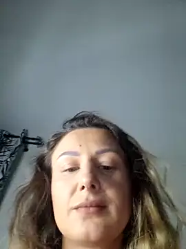 Snapshot of AudreyJoy chatting on January 19, 1:32 am AudreyJoy online show from January 19, 1:32 am