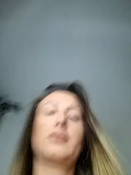 Snapshot of AudreyJoy chatting on February 2, 9:56 pm AudreyJoy online show from February 2, 9:56 pm