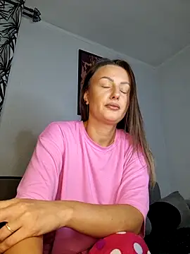 Snapshot of AudreyJoy chatting on October 12, 7:13 pm AudreyJoy online show from October 12, 7:13 pm