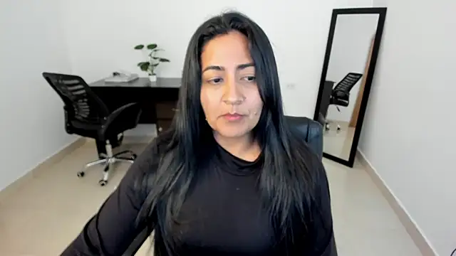 Adele Sweett online show from February 11, 8:42 pm