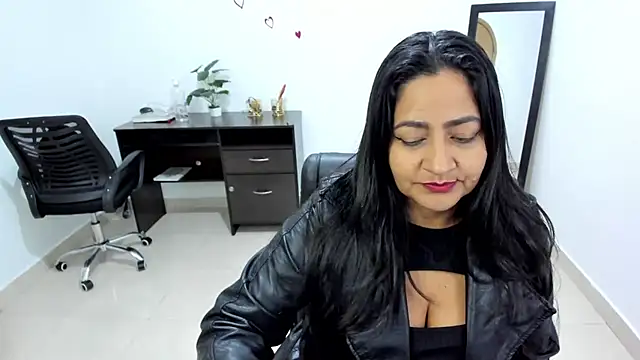 Adele Sweett online show from February 17, 11:34 am