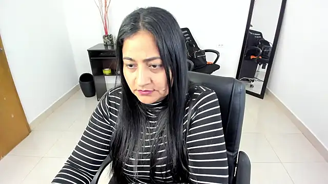 Adele Sweett online show from March 12, 7:17 pm