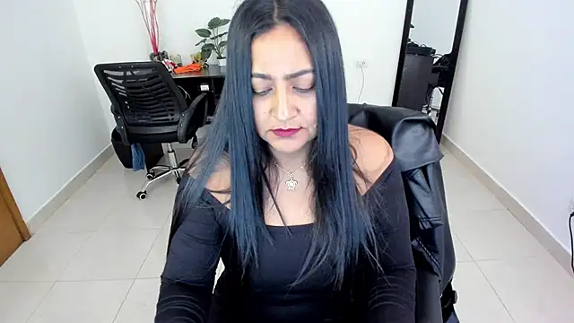 Adele Sweett online show from March 13, 4:12 pm