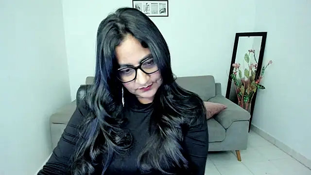 Adele Sweett online show from April 20, 11:46 am