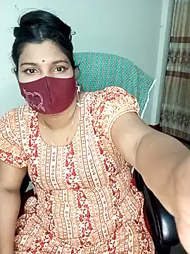 Hot-Angel  online show from January 18, 12:24 am