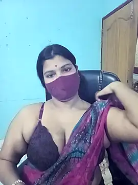 Hot-Angel  online show from September 27, 11:10 pm