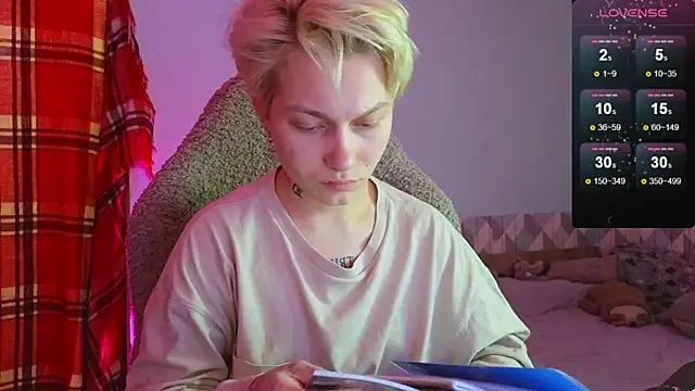 Snapshot of esajukyy chatting on January 19, 11:56 am esajukyy online show from January 19, 11:56 am