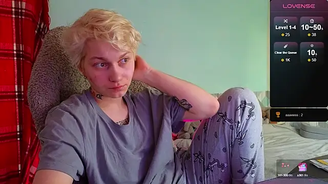 Snapshot of esajukyy chatting on February 20, 10:05 am esajukyy online show from February 20, 10:05 am