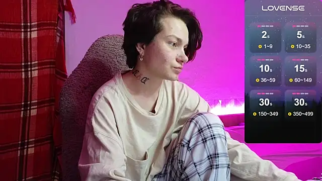 Snapshot of esajukyy chatting on October 11, 2:15 pm esajukyy online show from October 11, 2:15 pm