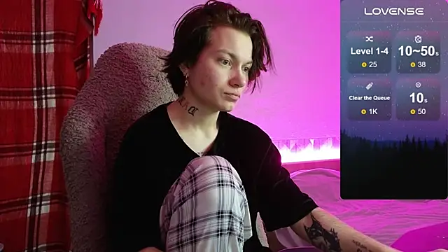 esajukyy online show from November 8, 8:14 am