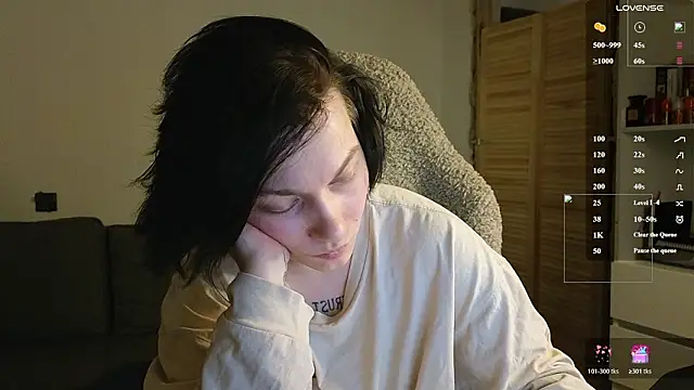 esajukyy online show from February 22, 3:54 pm