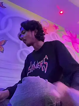 Snapshot of Onlyjishan chatting on January 8, 4:22 pm Onlyjishan online show from January 8, 4:22 pm