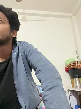 Snapshot of Onlyjishan chatting on February 2, 6:28 pm Onlyjishan online show from February 2, 6:28 pm