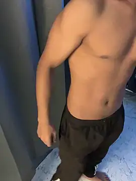 nick  yy online show from September 19, 10:27 am