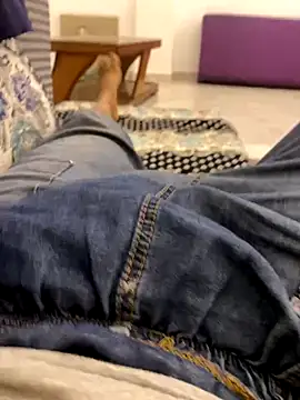 Lahcene online show from November 7, 1:44 pm