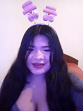 CANELA 9911 online show from December 10, 11:40 pm