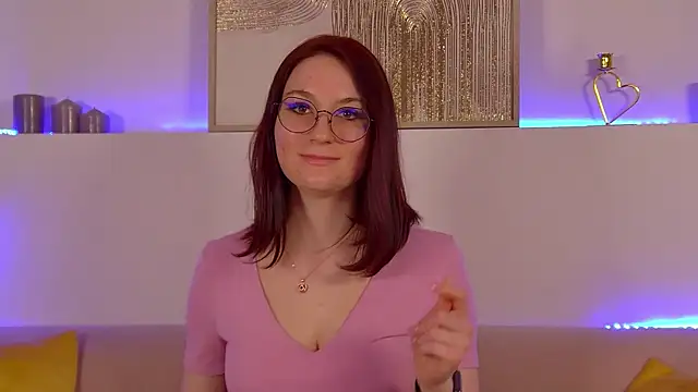 VictoriaArdern online show from March 12, 7:28 pm