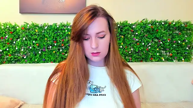 Snapshot of liya_gorgeous chatting on December 12, 1:39 pm liya gorgeous online show from December 12, 1:39 pm