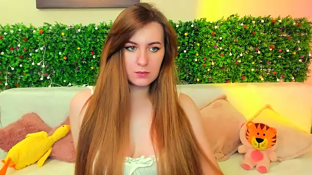 Snapshot of liya_gorgeous chatting on December 21, 3:09 pm liya gorgeous online show from December 21, 3:09 pm