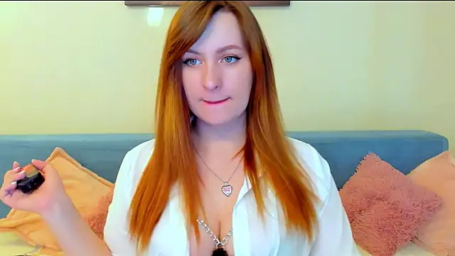 Snapshot of liya_gorgeous chatting on March 21, 3:35 pm liya gorgeous online show from March 21, 3:35 pm